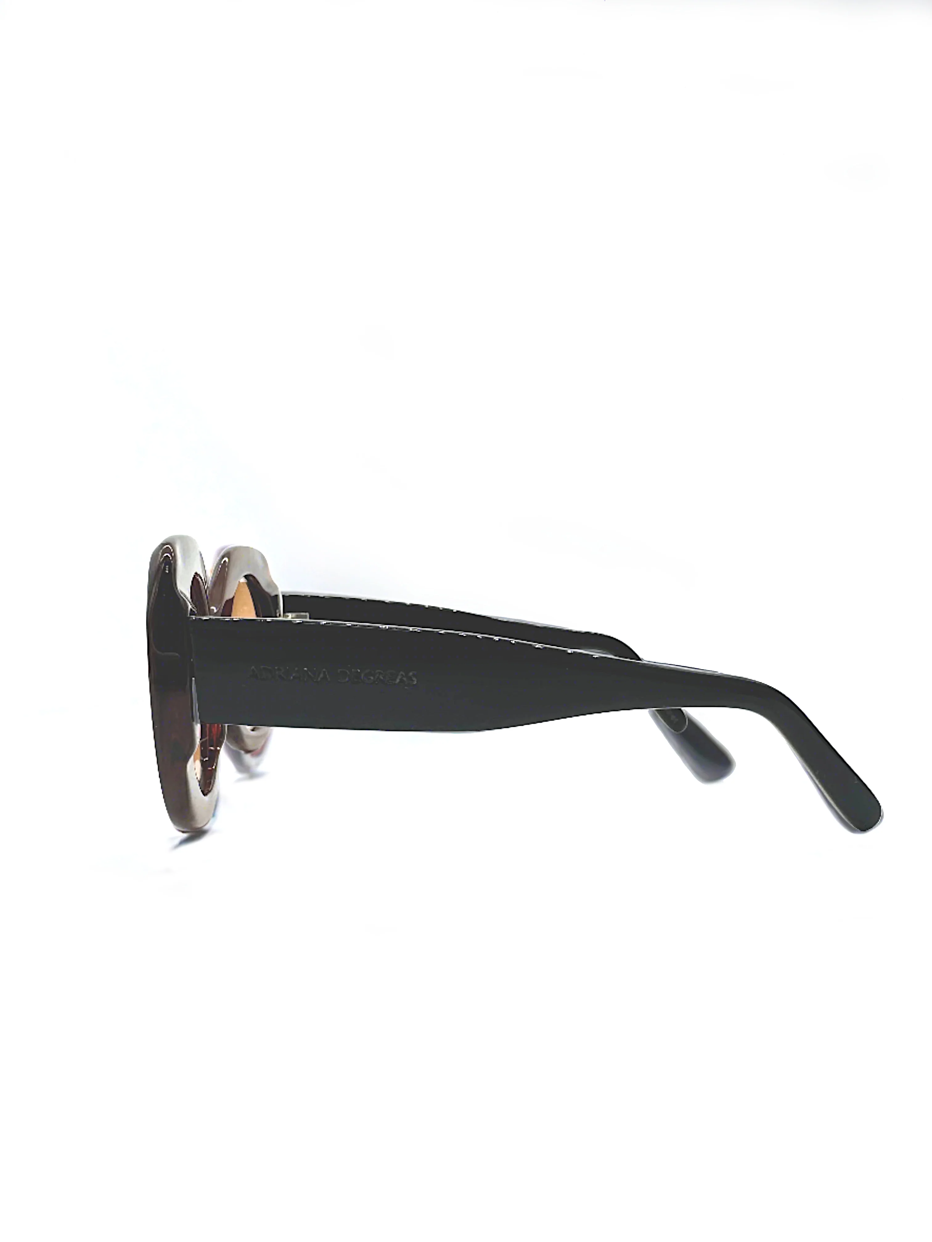 Bold Oversized Sunglasses - Image 6
