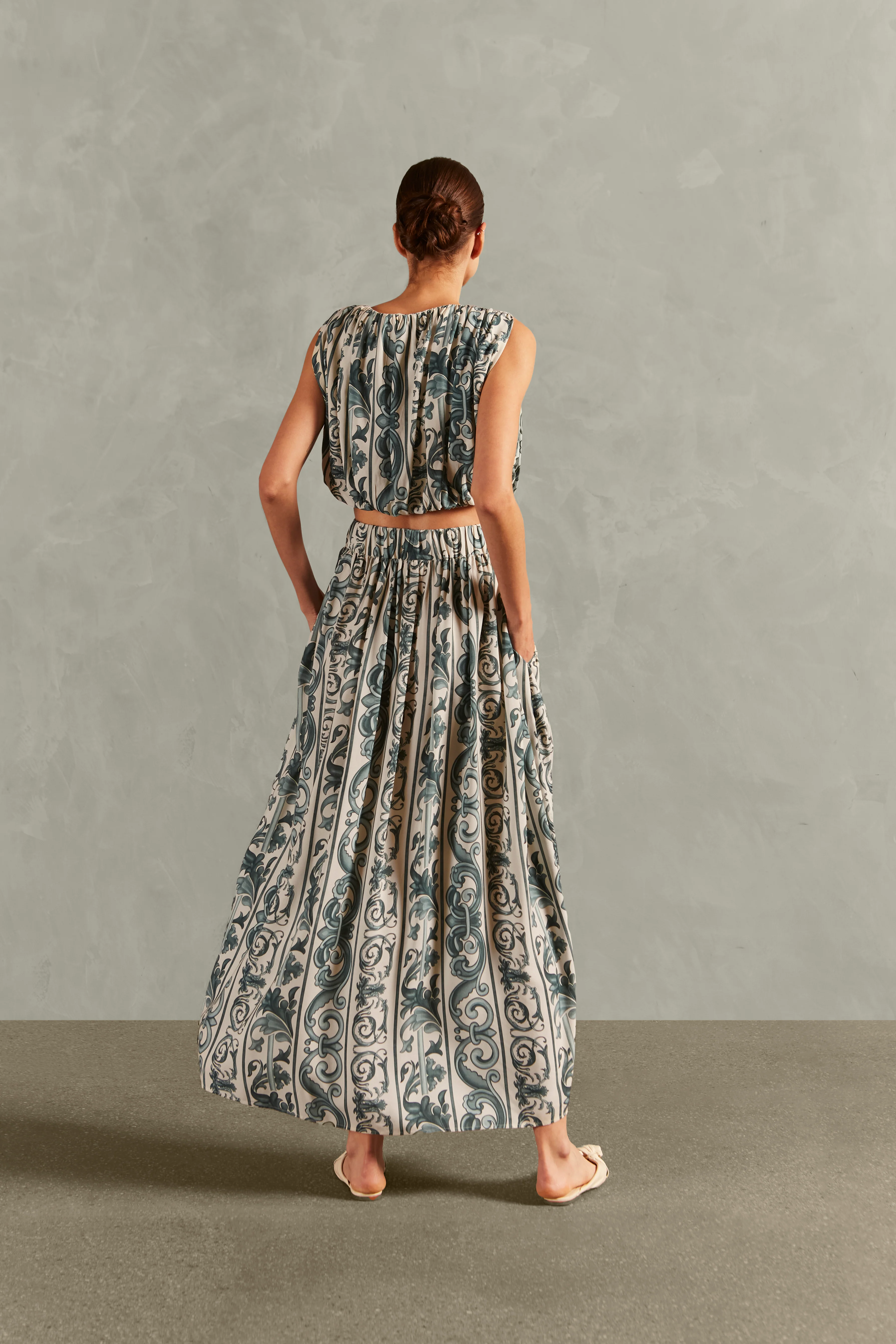 Hera Cropped Blouse - Image 3