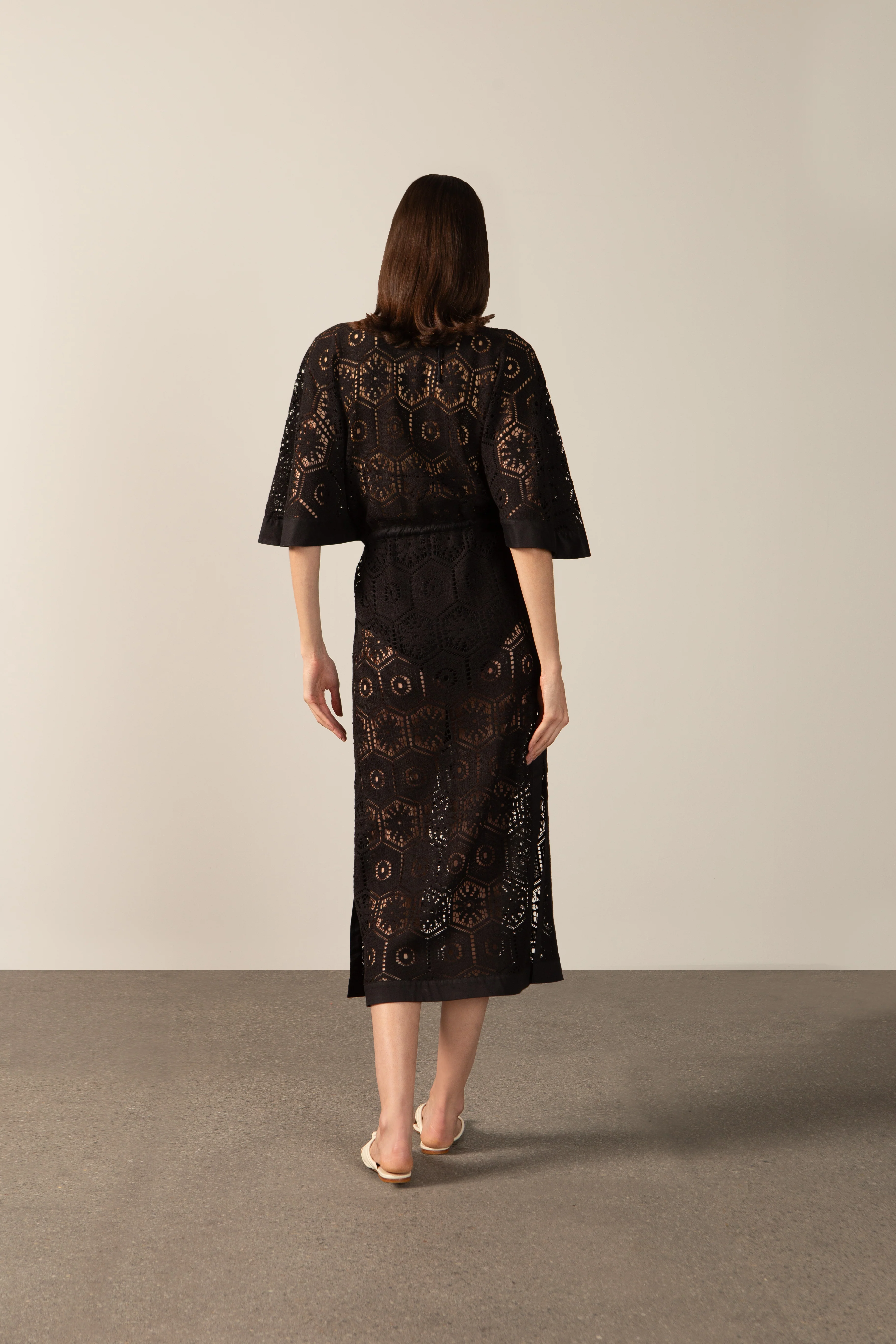 Le Sirenuse Lace V-Neck Lace Long Dress - Image 3