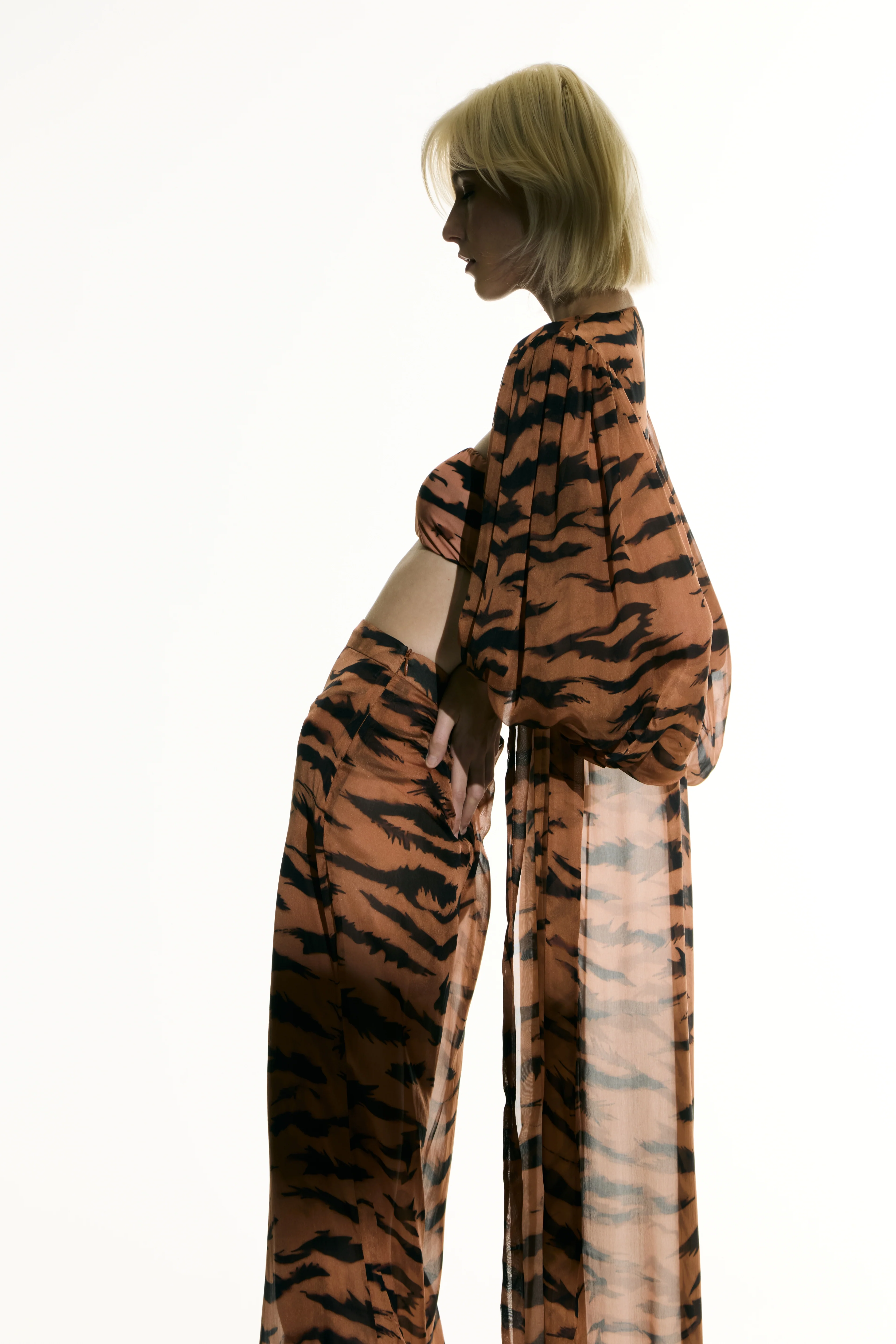 Puff Sleeve Silk Robe - Image 3