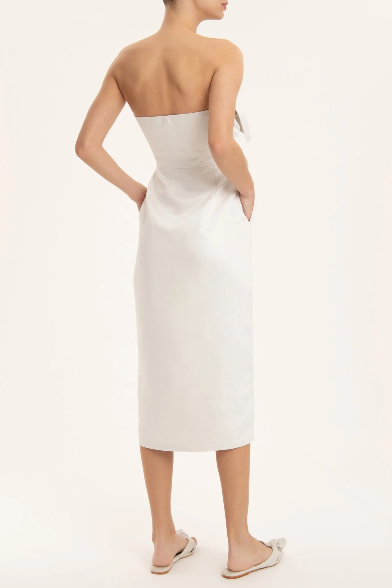 Solid Strapless Midi Dress With Double Knot - Image 4