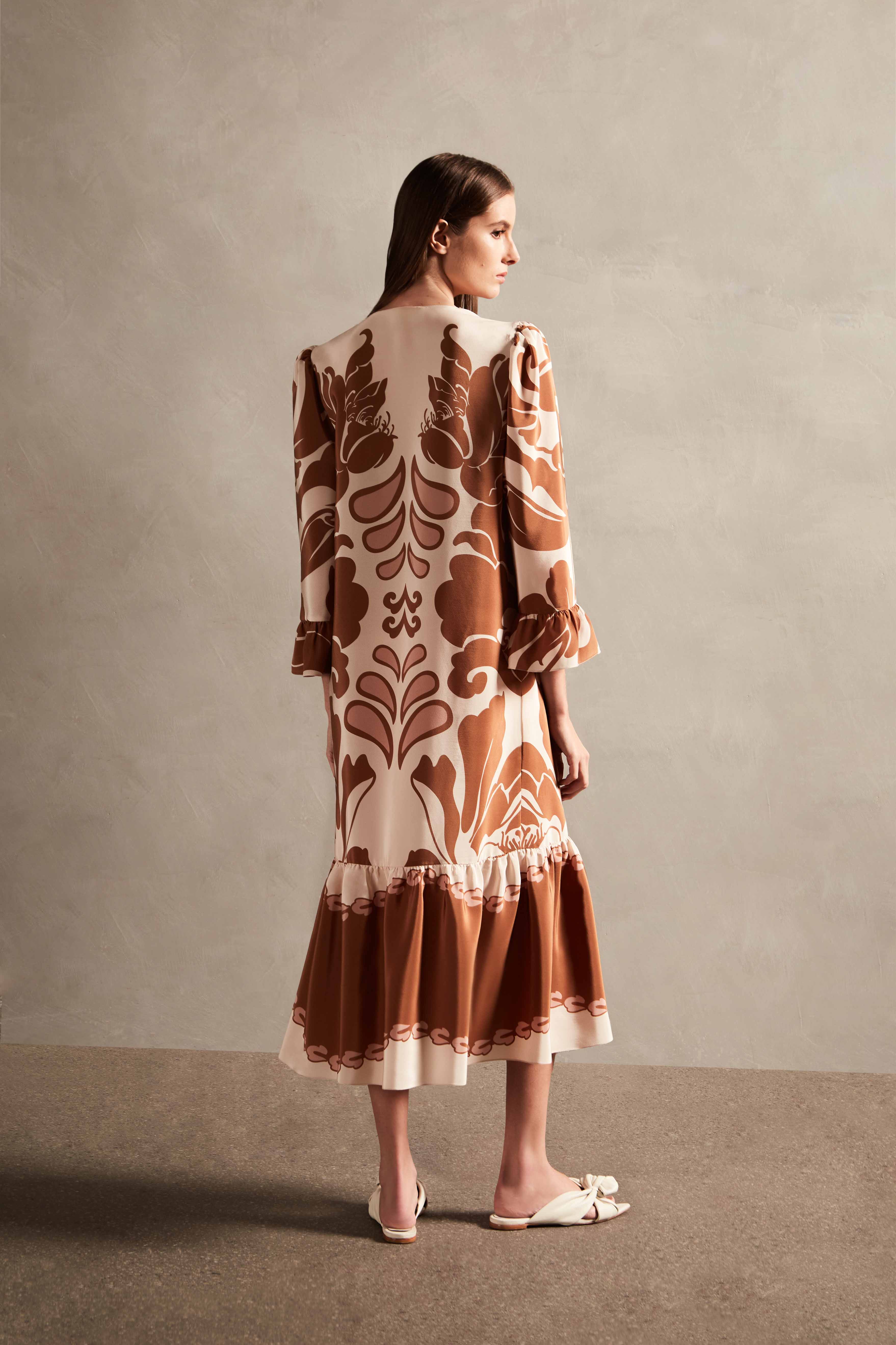 Spray Of Flower Ruffled Midi Robe - Image 3