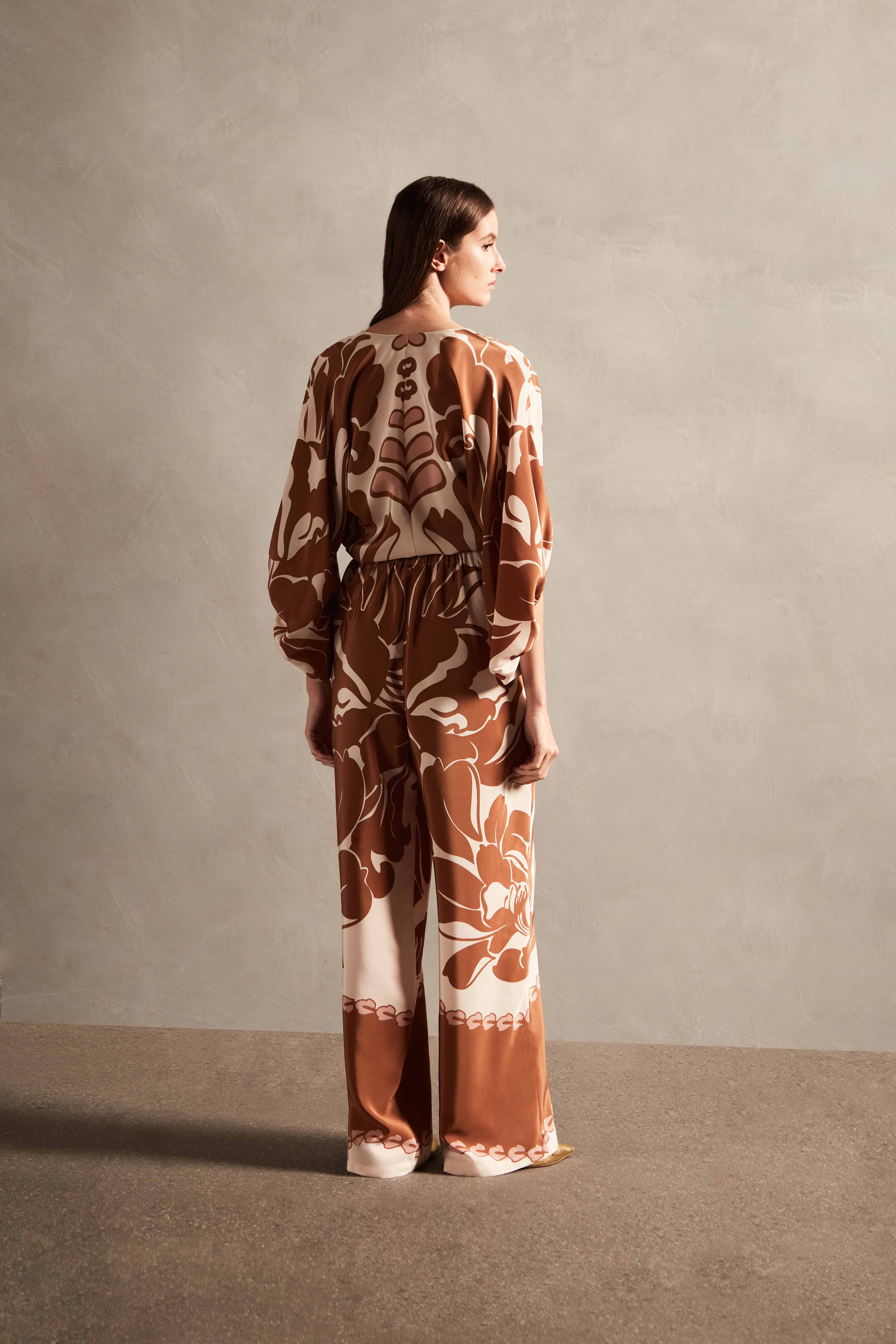 Spray Of Flower Voluminous Sleeves Shirt - Image 3